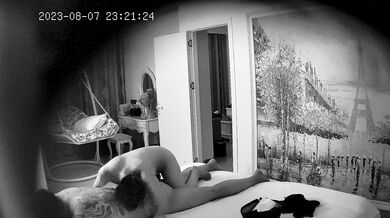 【酒店偷拍】骚女技师开房接客，接连三个客人，乳推毒龙转，最后一个全套，后入骑乘位爆操